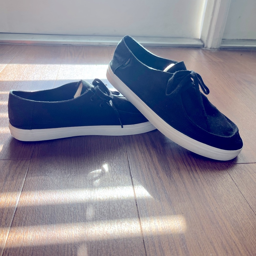 Men’s Rata Vulc SF Vans
Size: 10 
Color: Black/Frost Gray